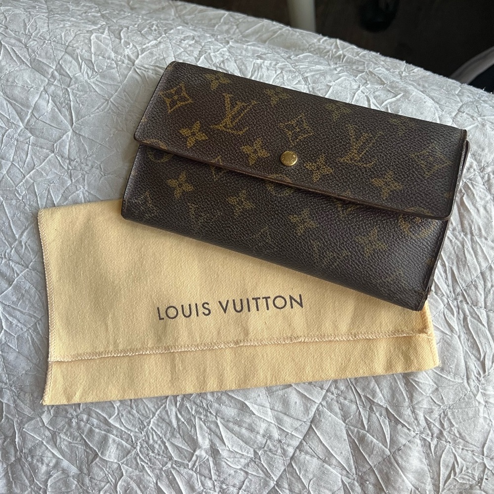 ❌SOLD❌ Louis Vuitton Brown Monogram Wallet
